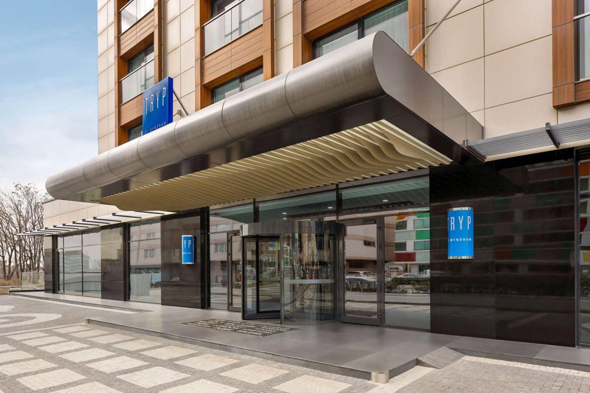 Tryp by Wyndham İstanbul Topkapı - Image 1