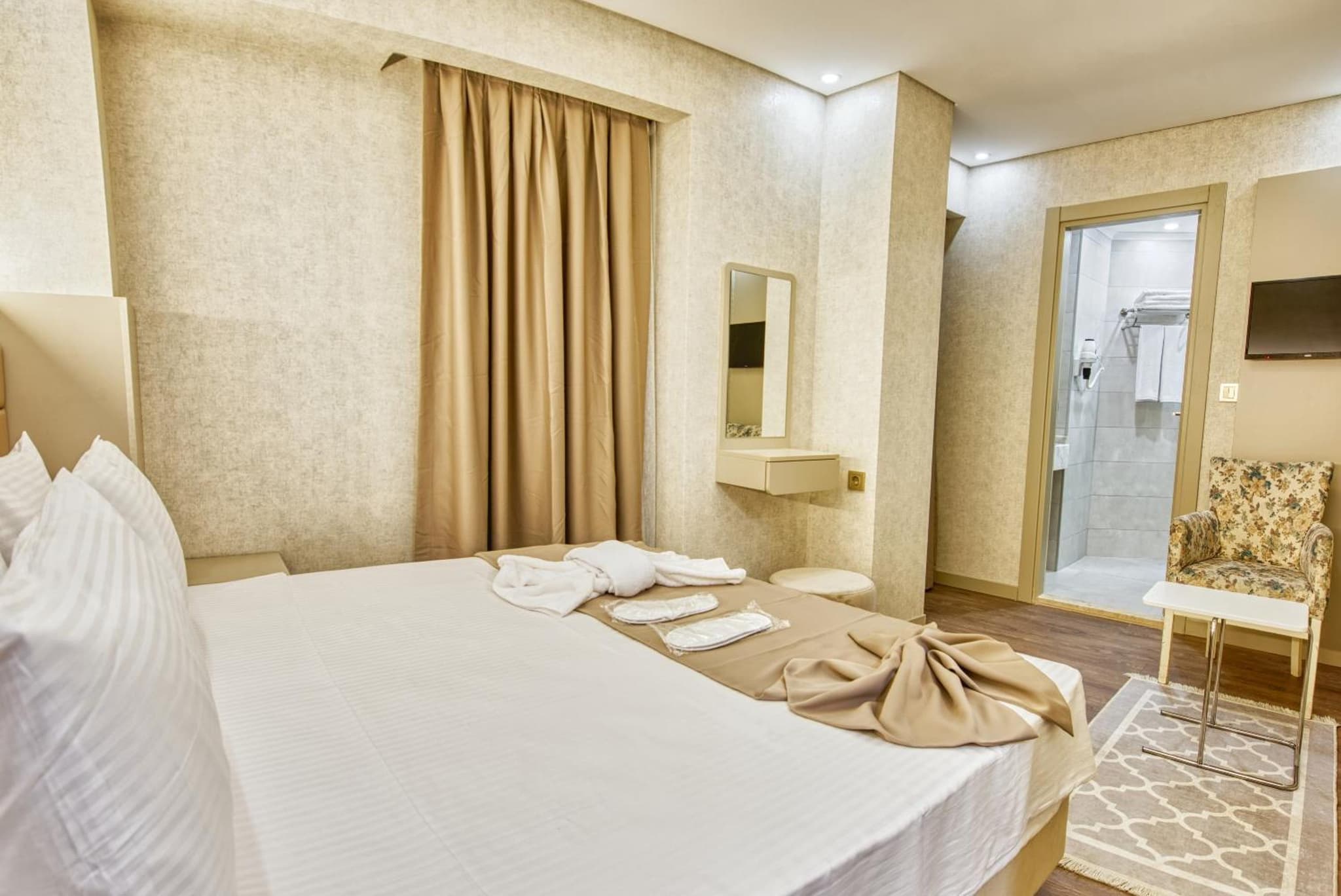 Florina Otel - Image 1