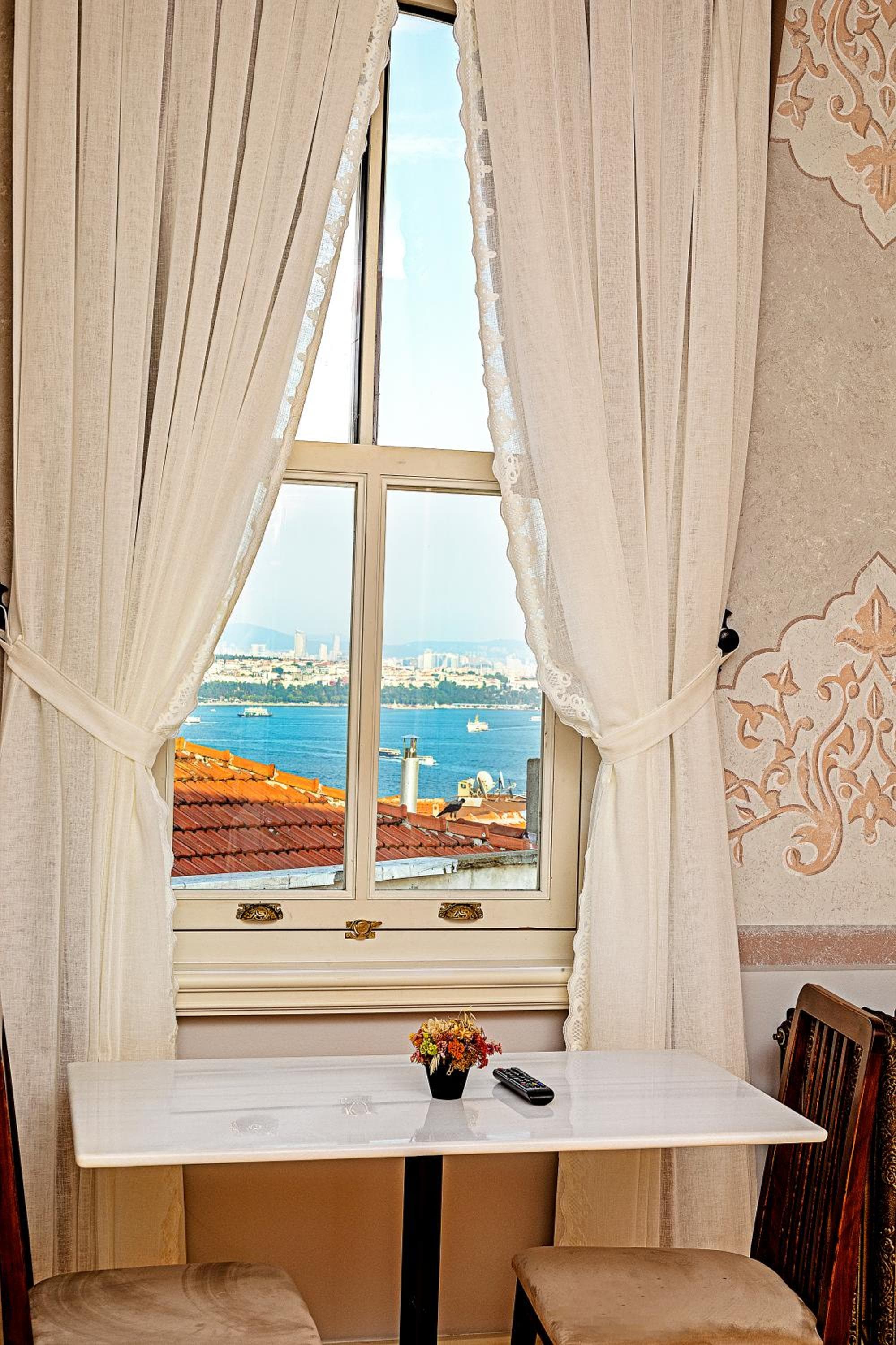 Meroddi Barnathan Hotel - Image 3