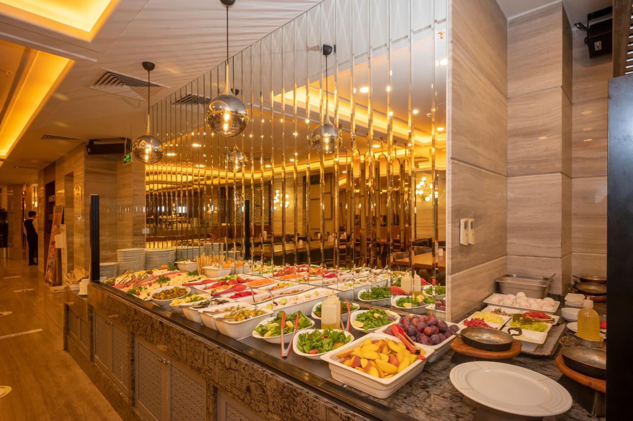 Ramada By Wyndham Istanbul Pera Taksim - Image 4