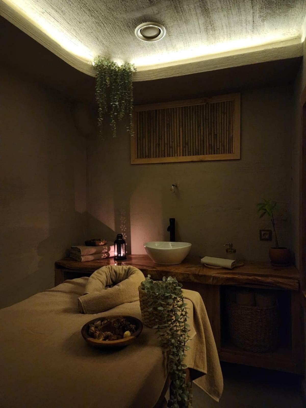 Ozgur Bey Spa Hotel - Image 4