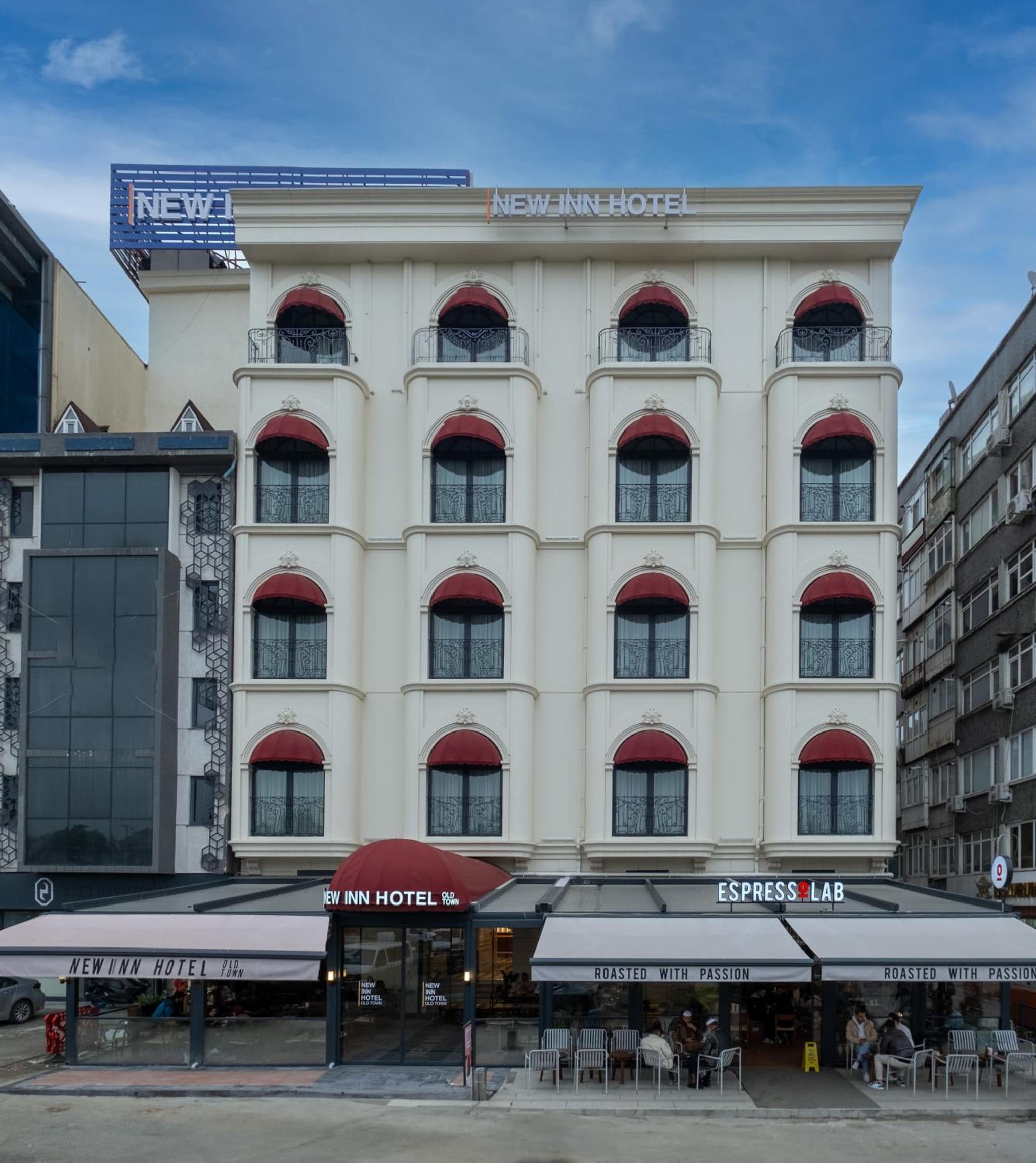 New Inn Hotel Old Town - Image 1
