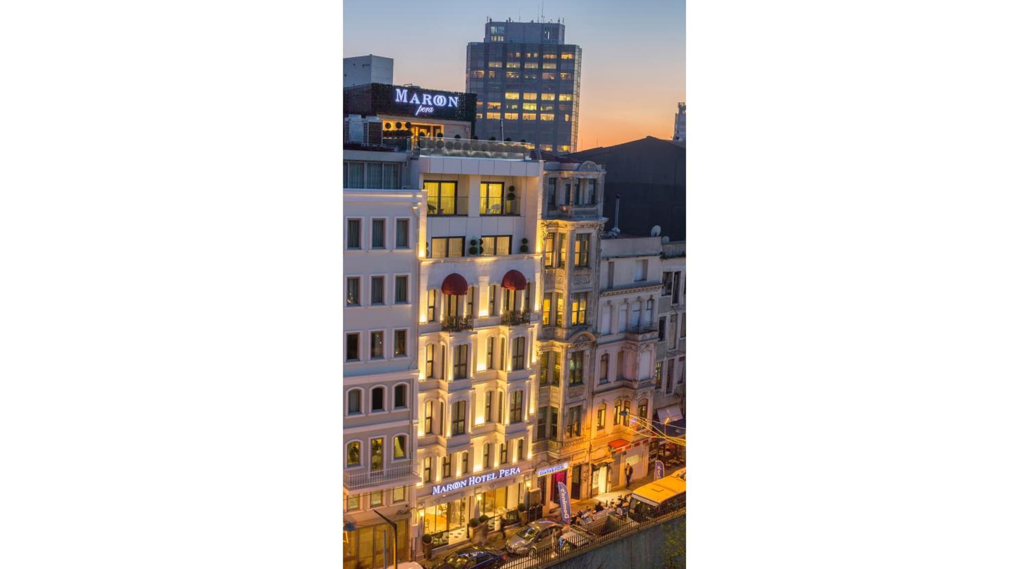 Maroon Otel Pera - Image 1
