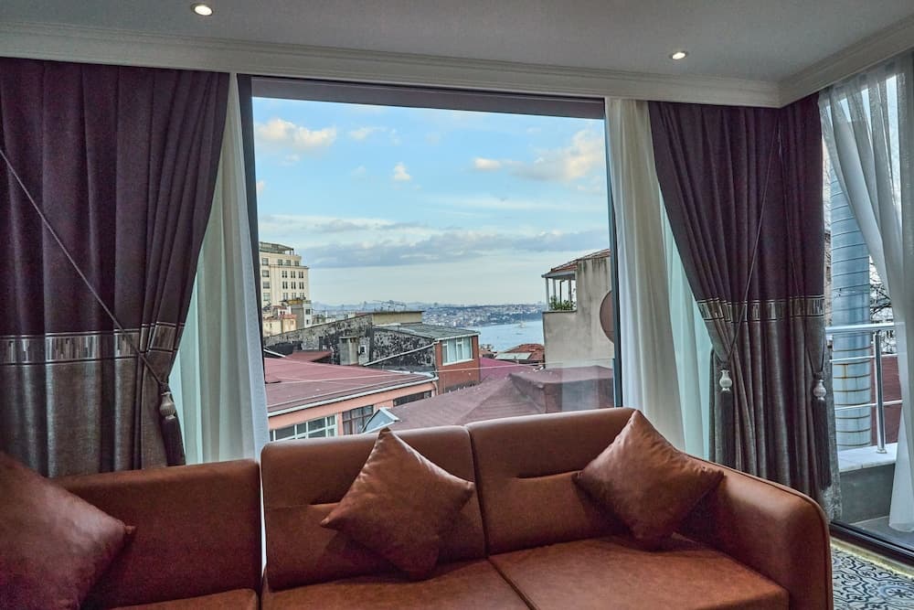 By Aydın Suit Otel - Image 2