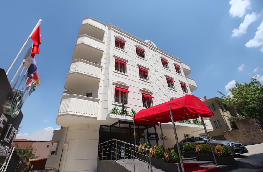 The Life Otel & Spa - Image 1
