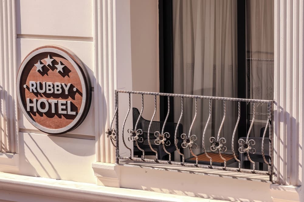 Rubby Hotel Kadıköy - Image 4