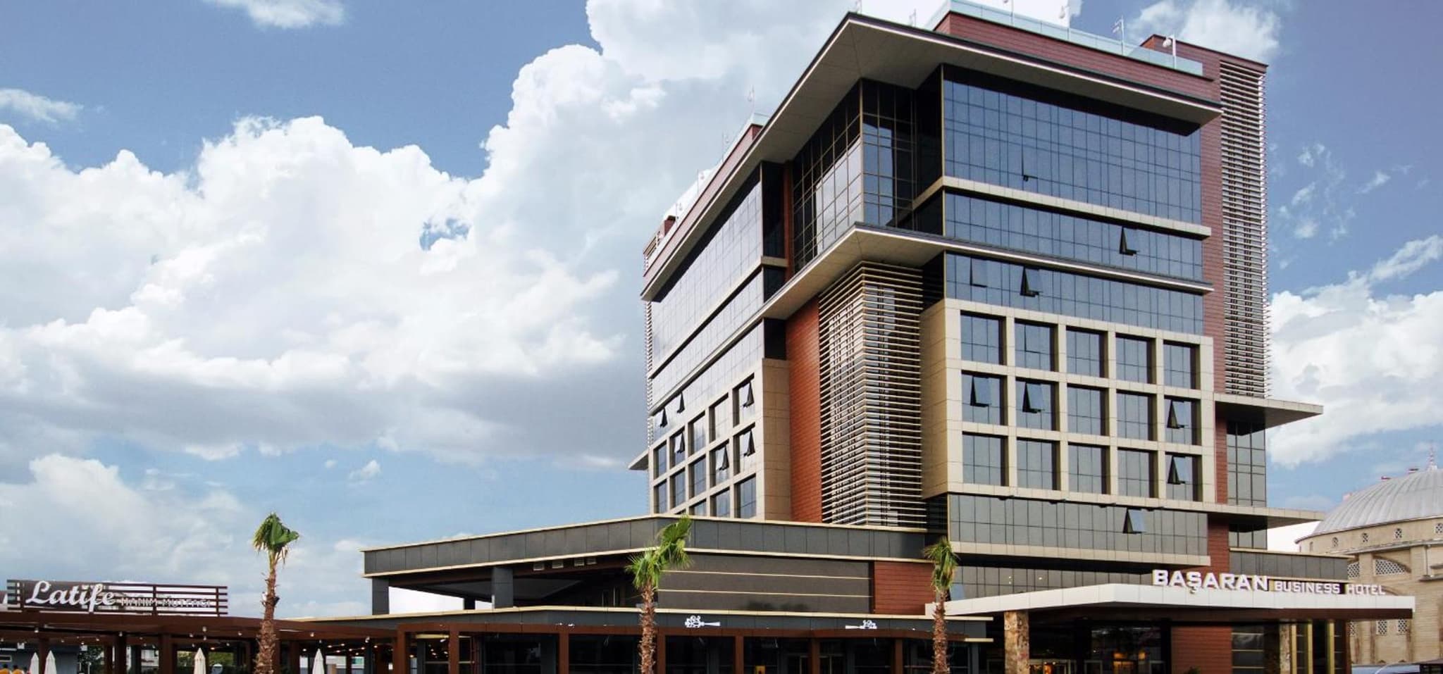 SKY Business Hotel - Image 1