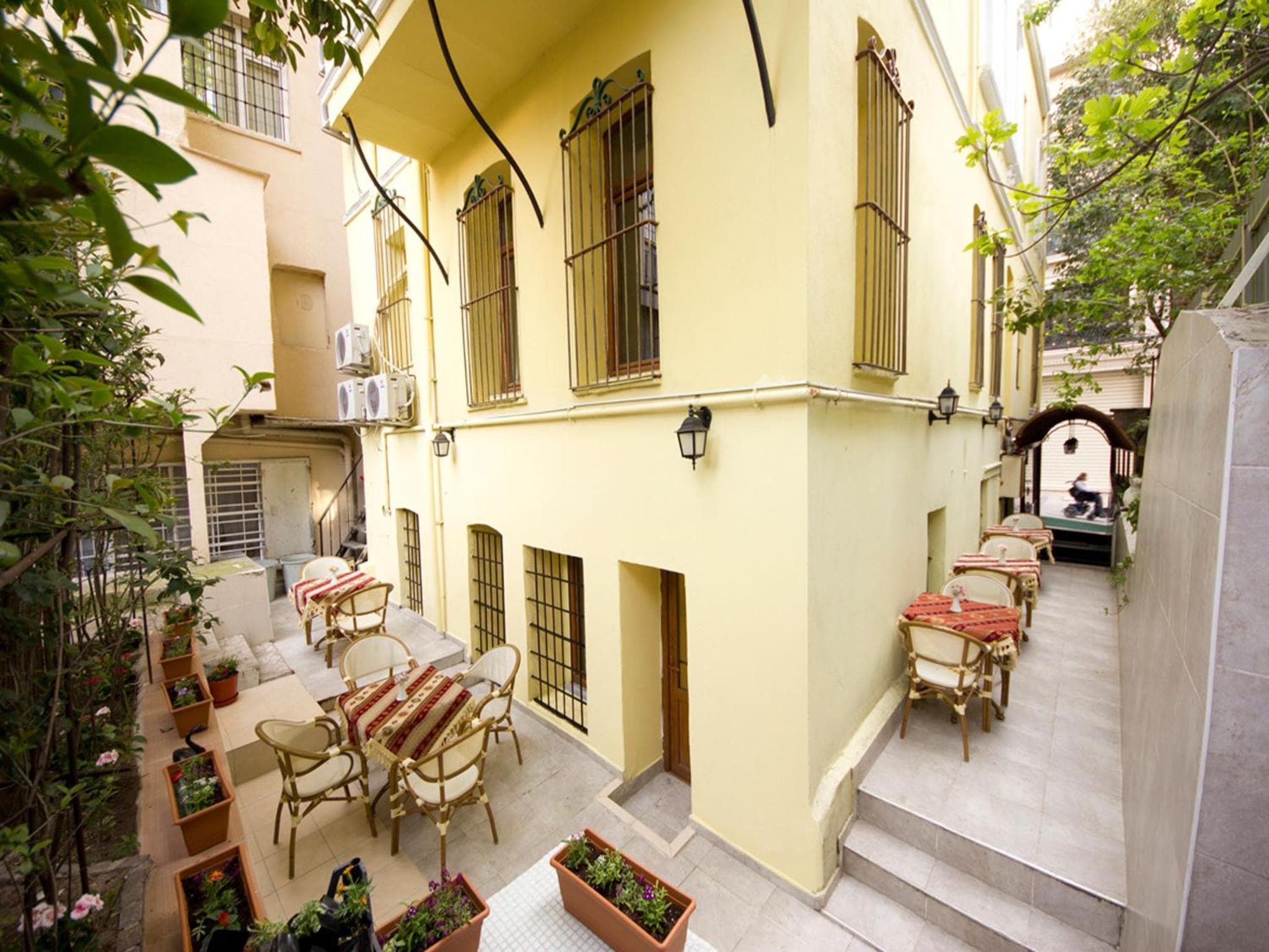 Hotel New House - Image 4