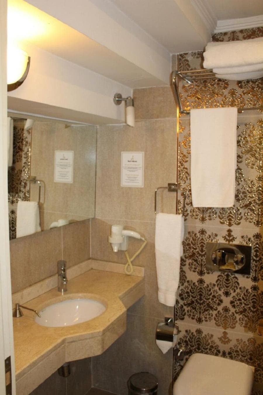 Coliseum Otel - Image 2