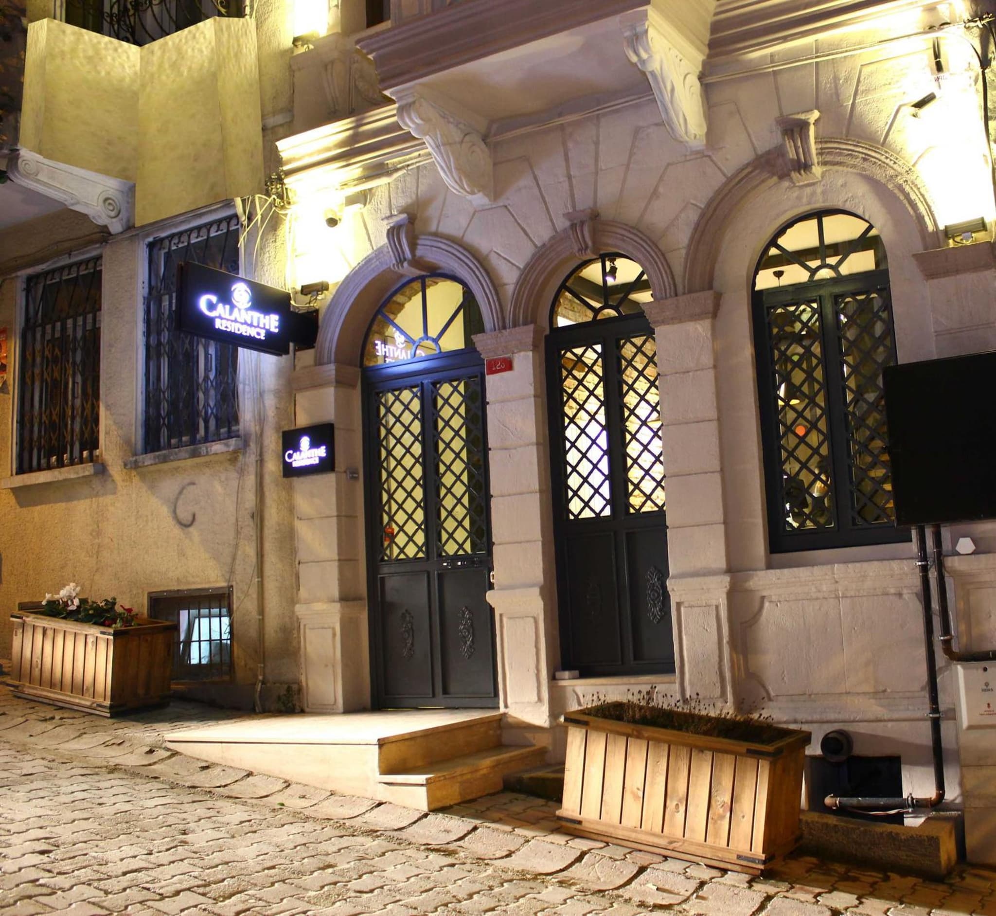 Calanthe Residence - Image 4