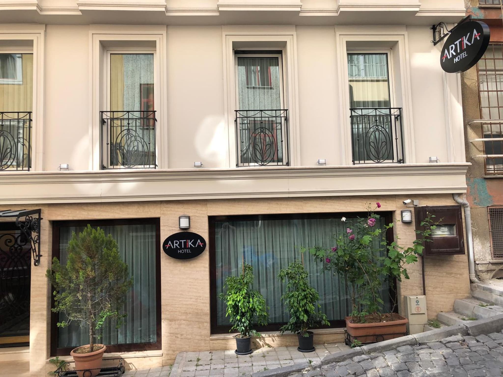 Artika Otel - Image 1