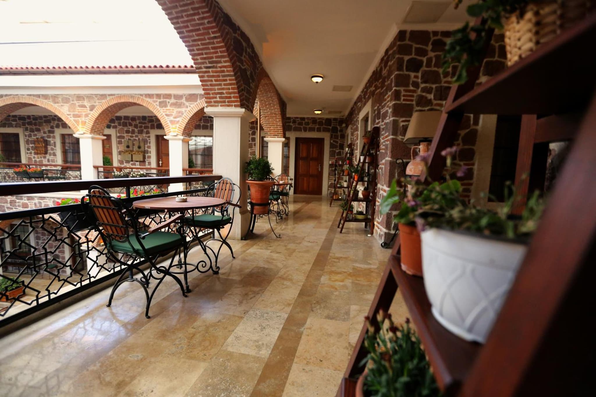 L'Agora Old Town Hotel & Bazaar - Image 4