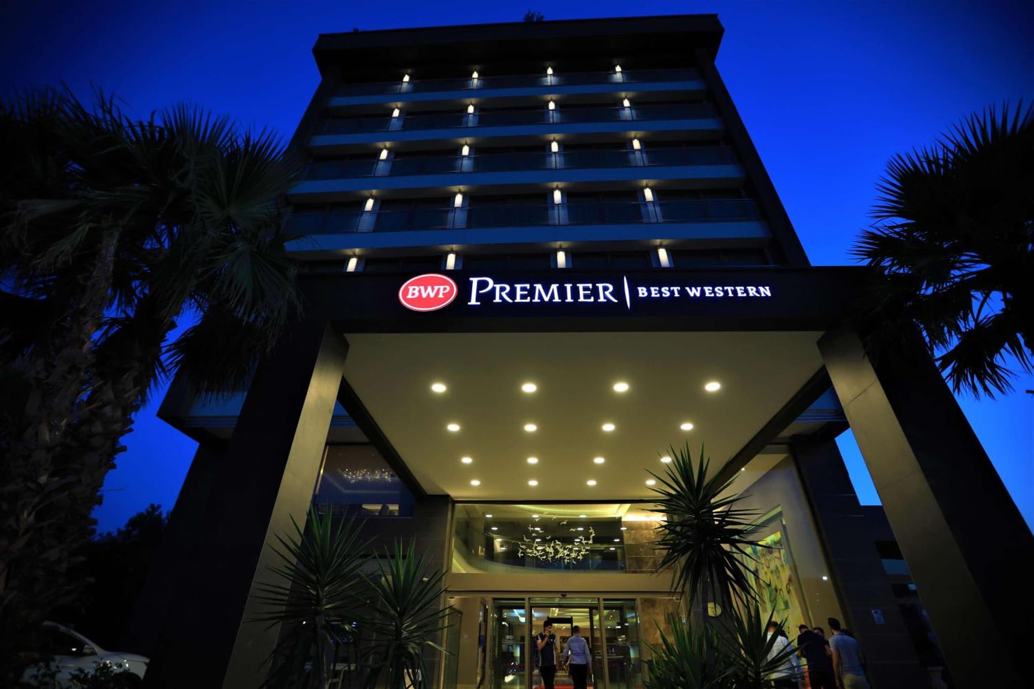 Best Western Premier Karsiyaka Convention & Spa Hotel - Image 1