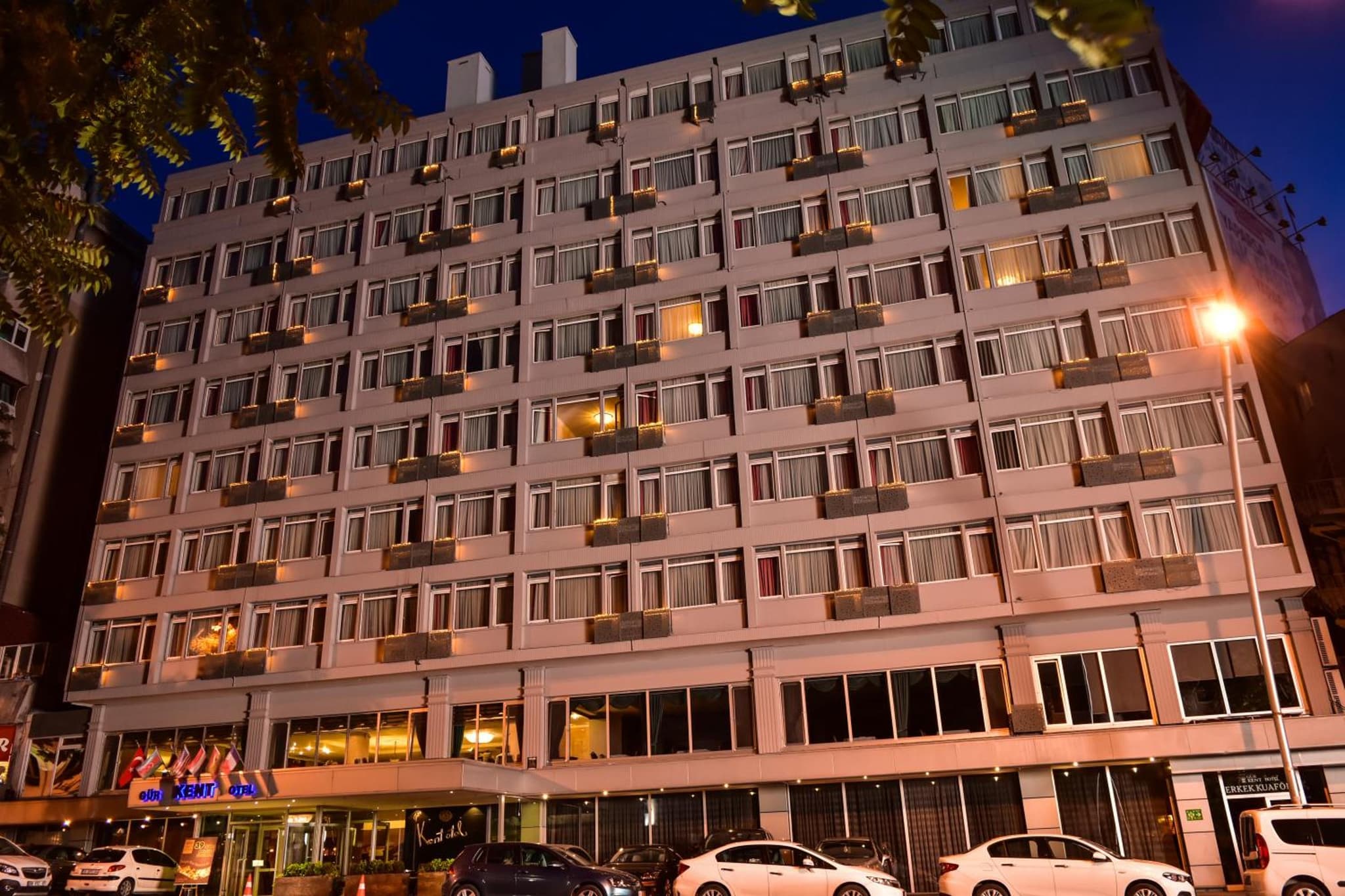 Gurkent Hotel - Image 1