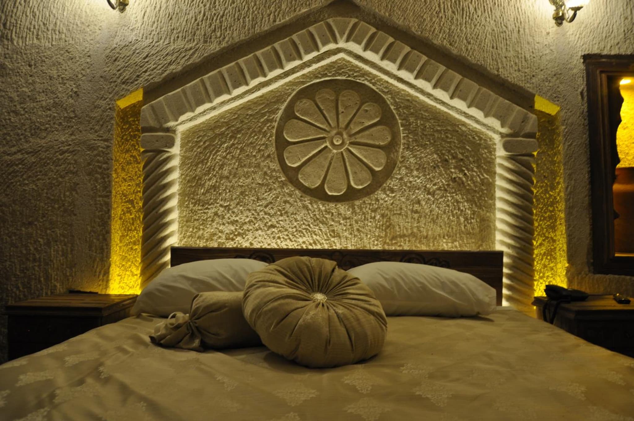 Çavuşin Cave House-Cappadocia - Image 2