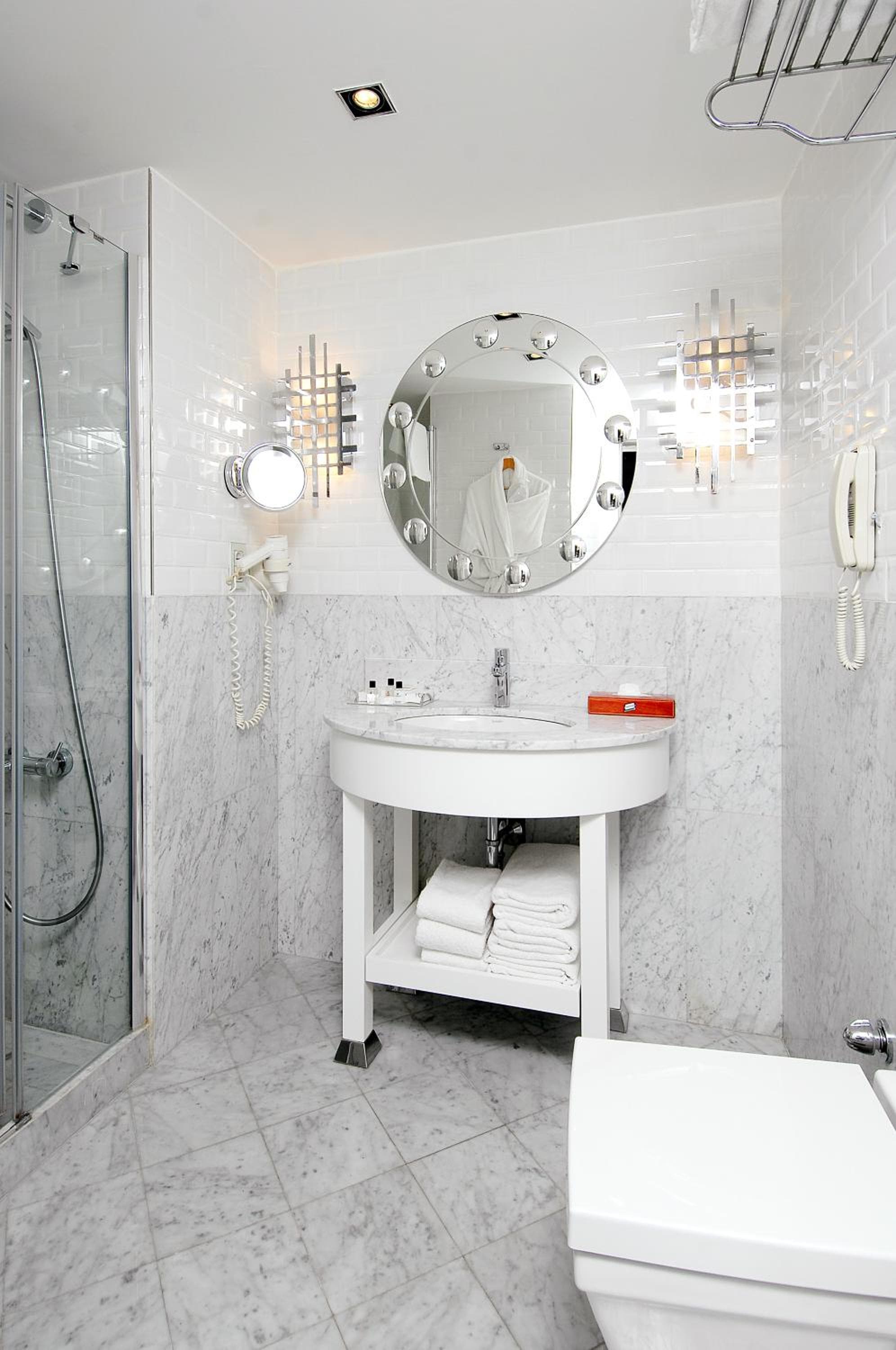 Taxim Hill Hotel - Image 4