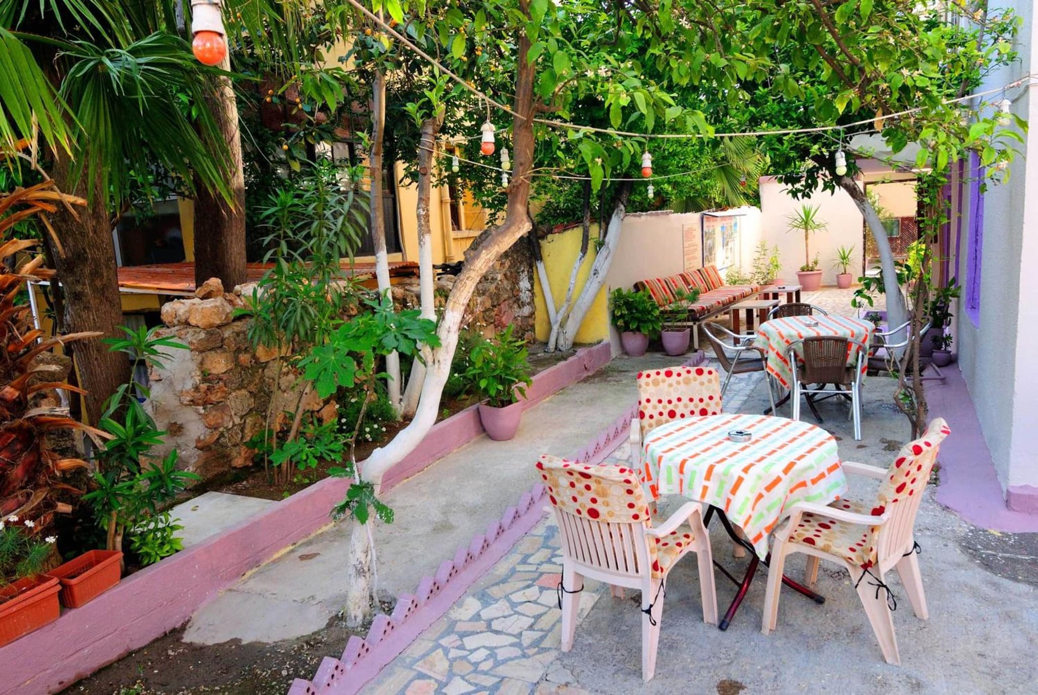 Ozmen Hotel - Image 1