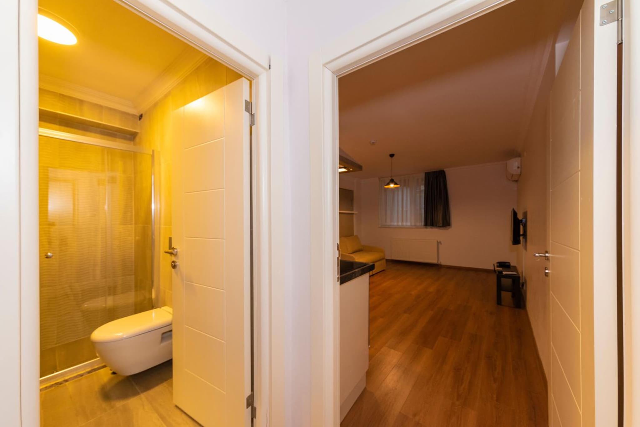 Joy Süitler - Image 2