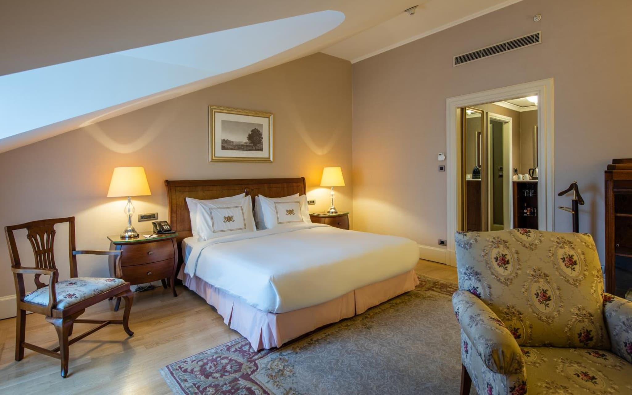 Pera Palace Hotel - Image 2