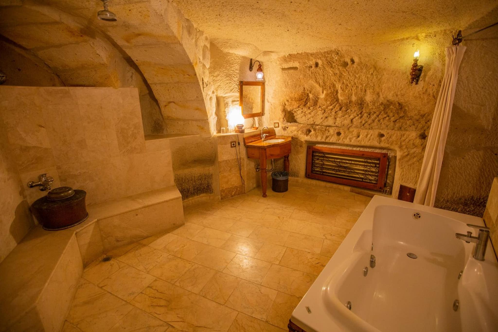Koza Cave Hotel - Image 4