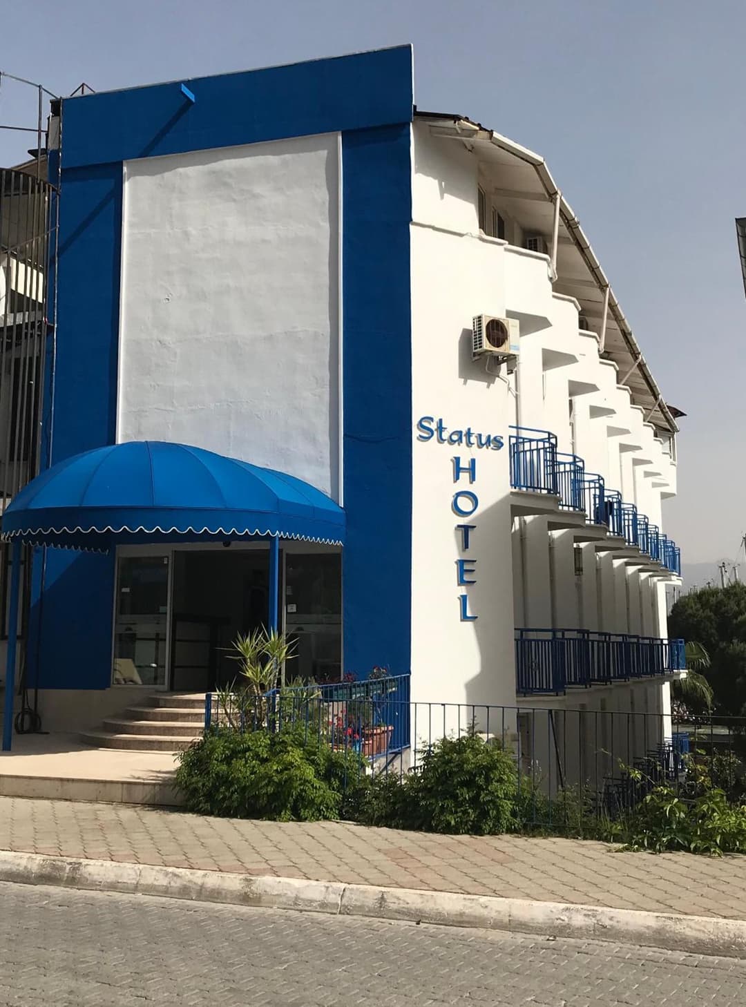 Status Otel fotoğrafı