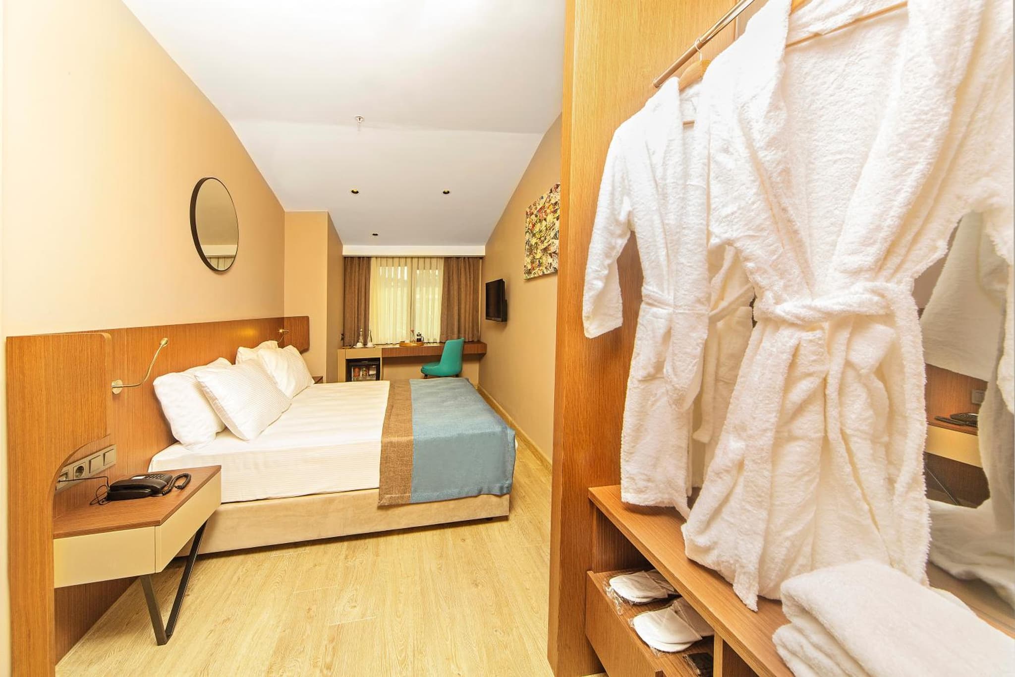 Redmont Otel Nişantaşı - Image 2