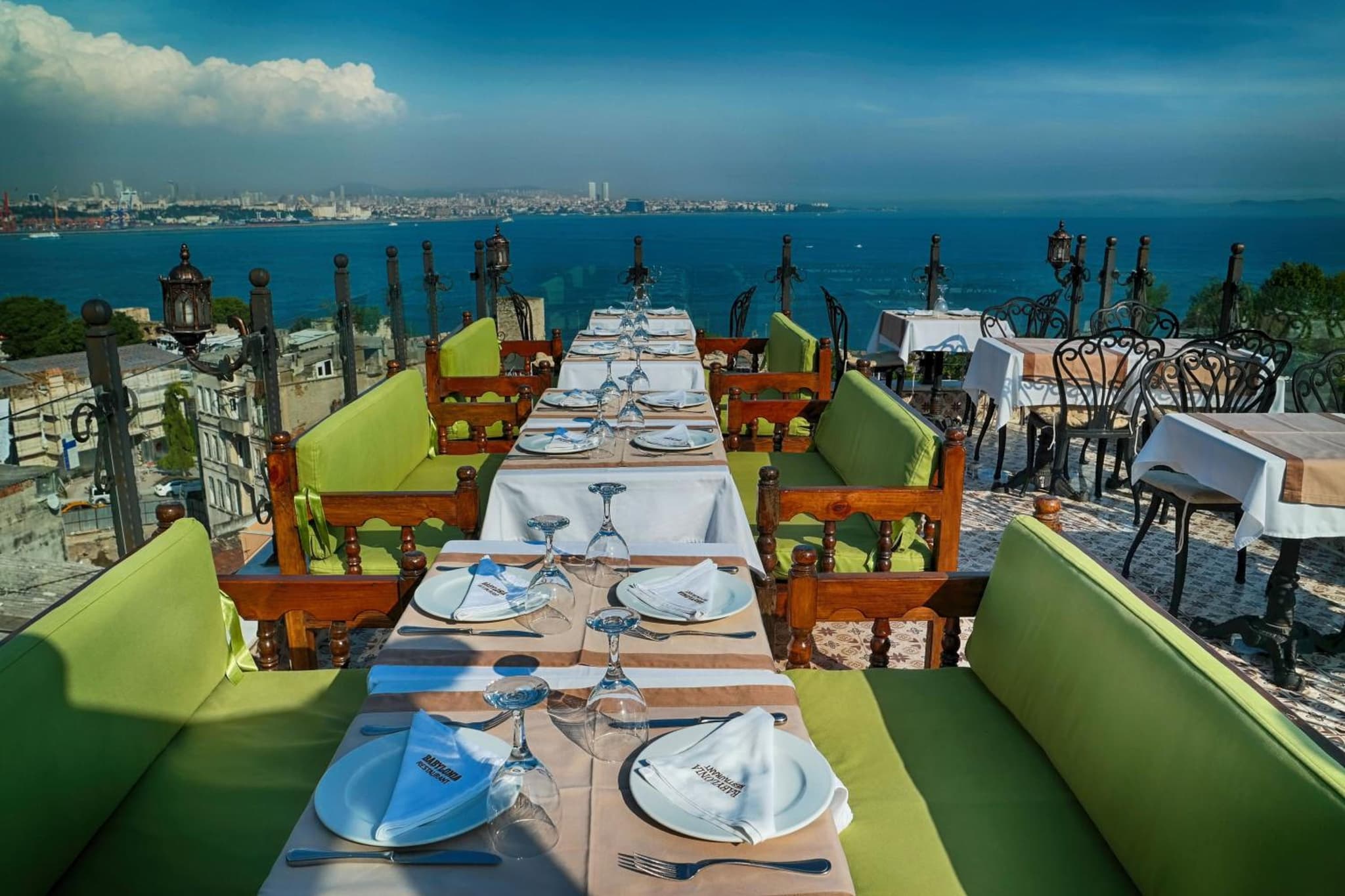 Mytra Hotel - Image 1