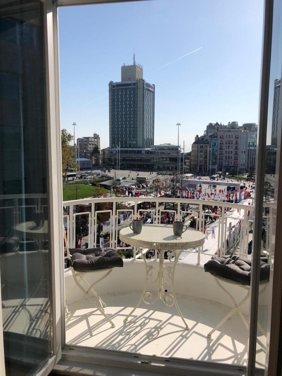 Great View of Taksim Square, Luxury Furnished on Main Street of Taksim, Partial Sea View - Image 1