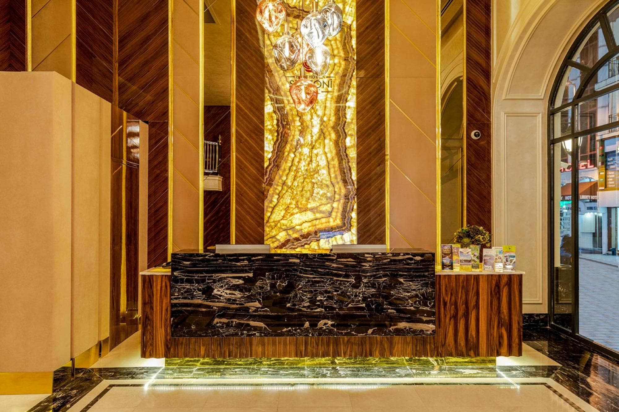 Beethoven Senfoni Otel - Image 2