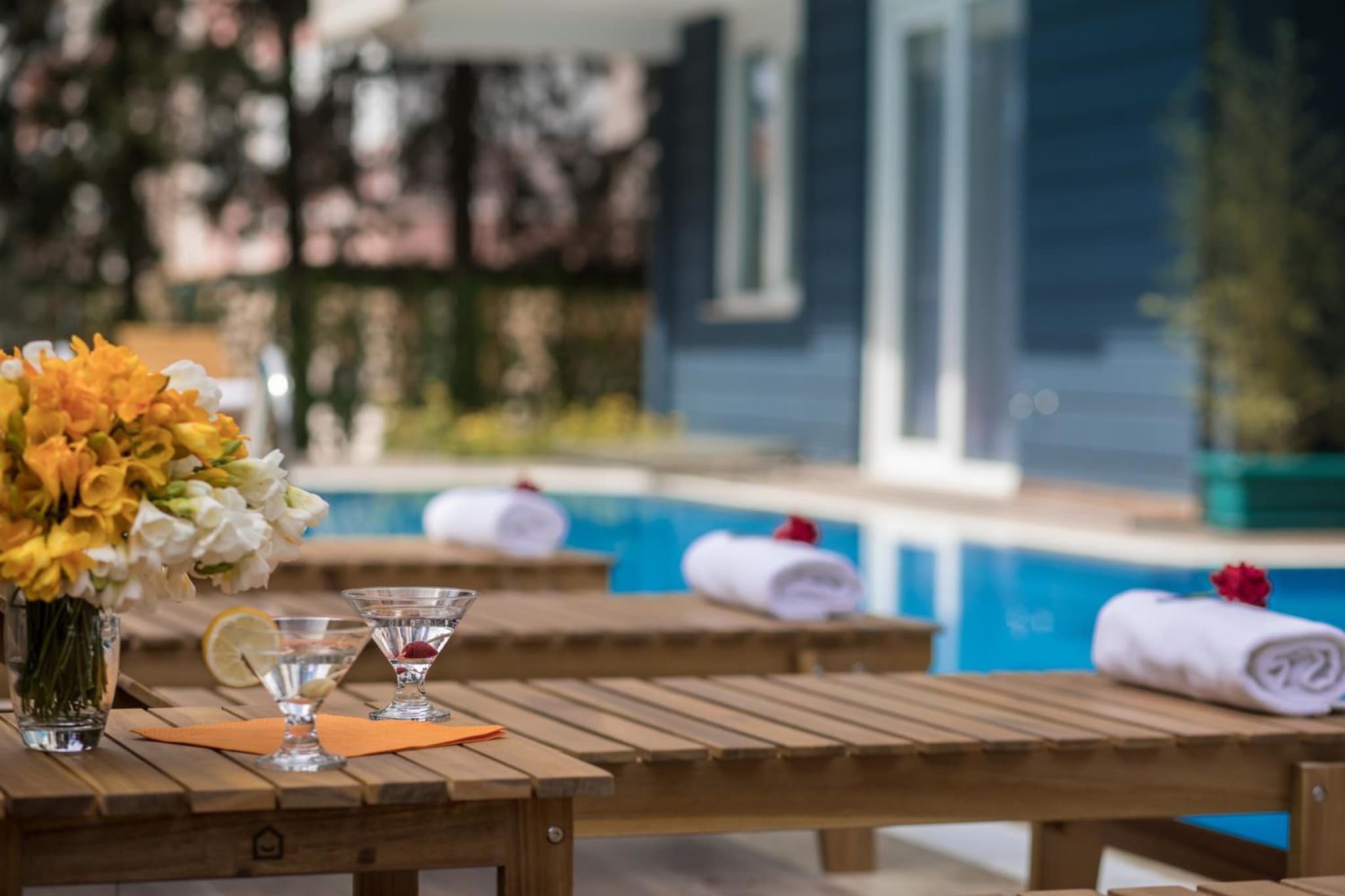 Elanis Suites - Image 3