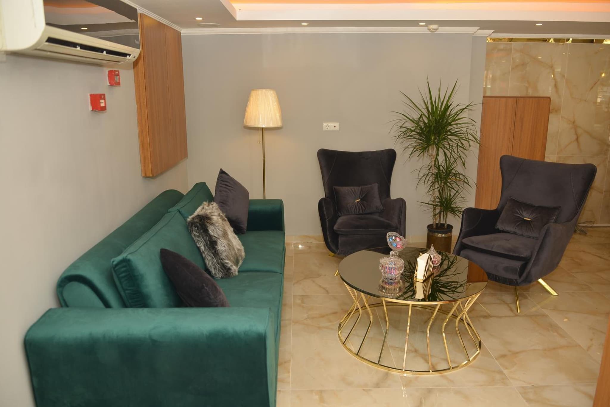 Pure Diamond Otel - Image 3