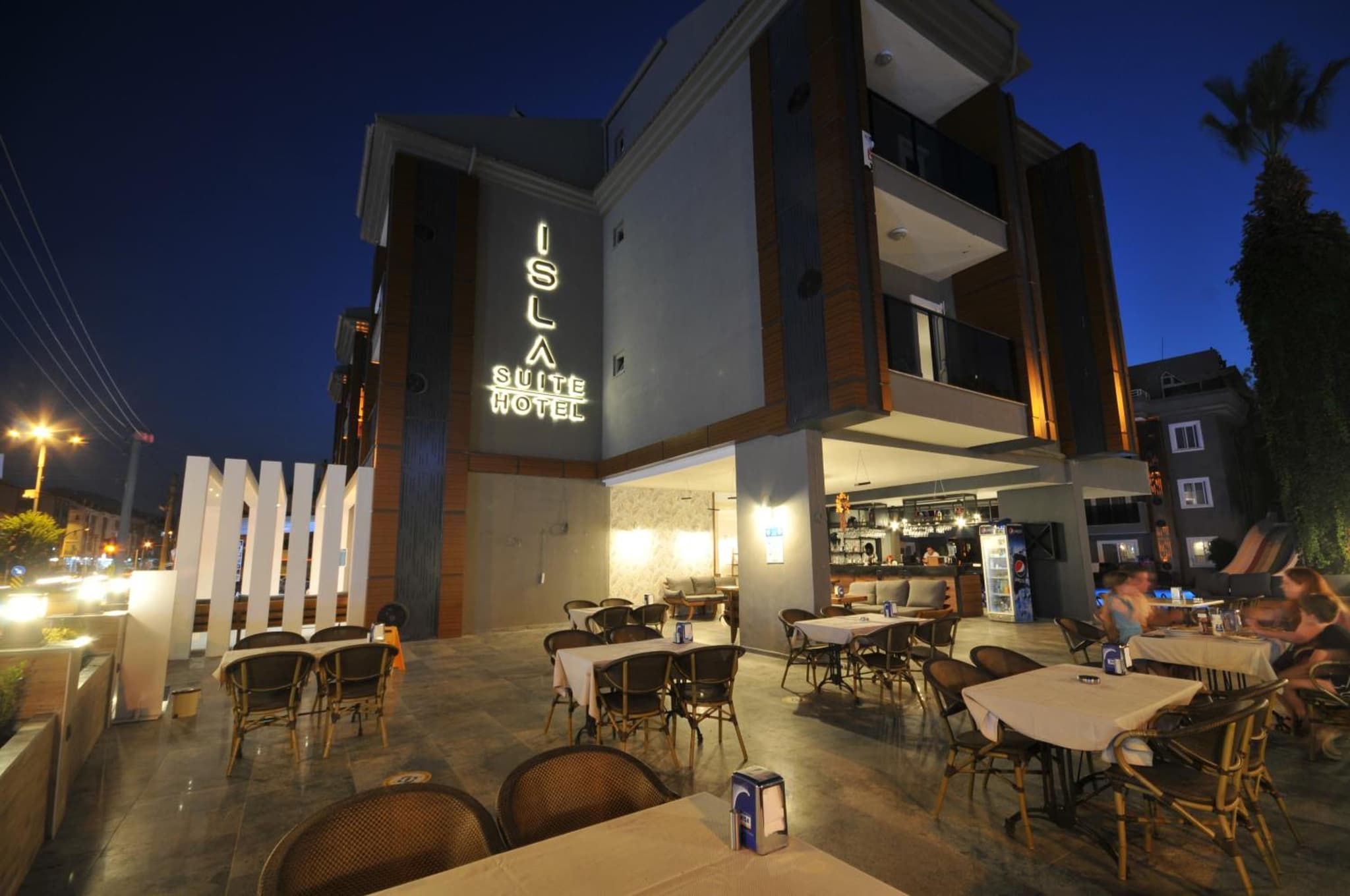 Isla Apart - Image 3