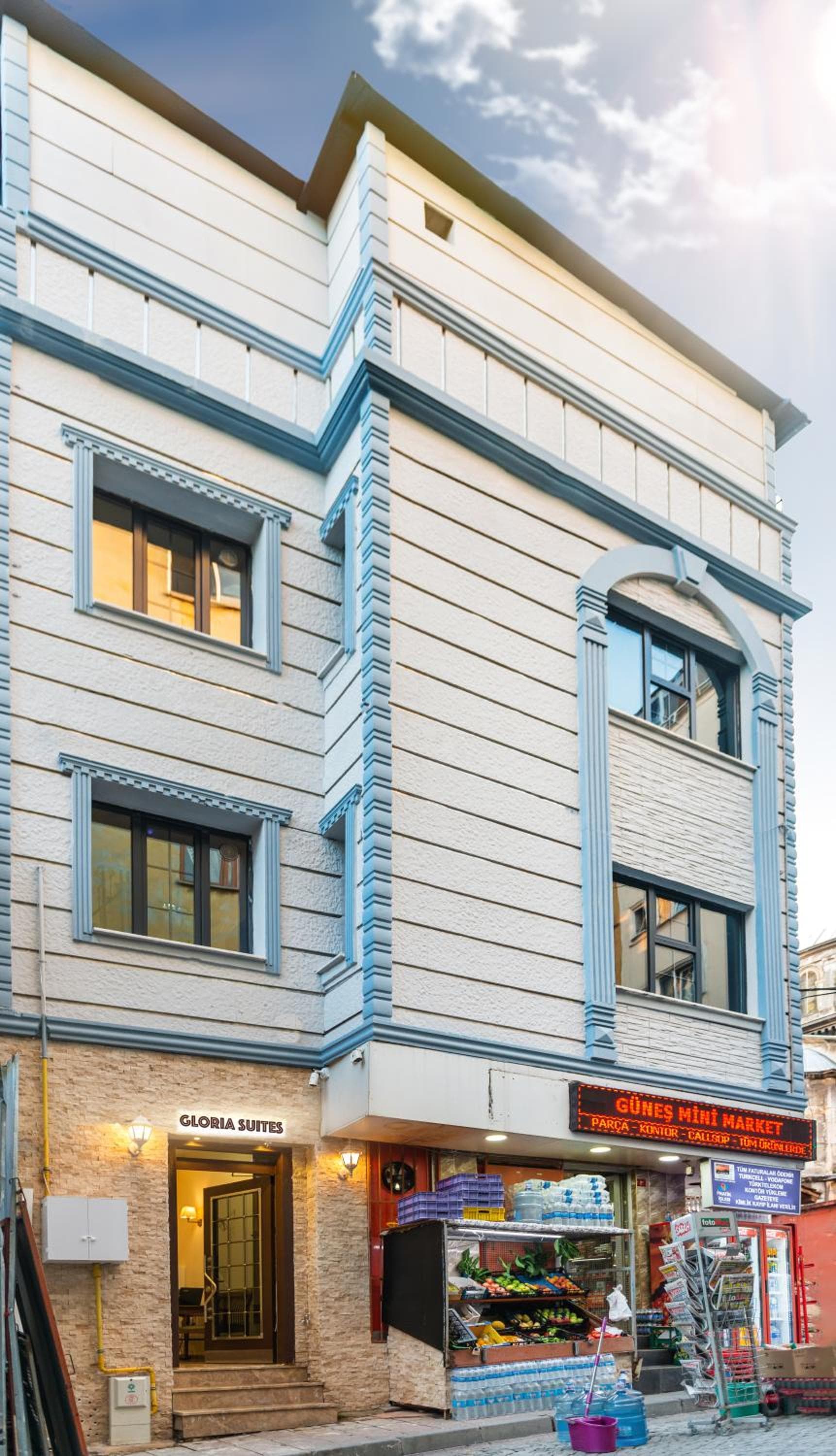 Gloria Suites Old City - Image 1