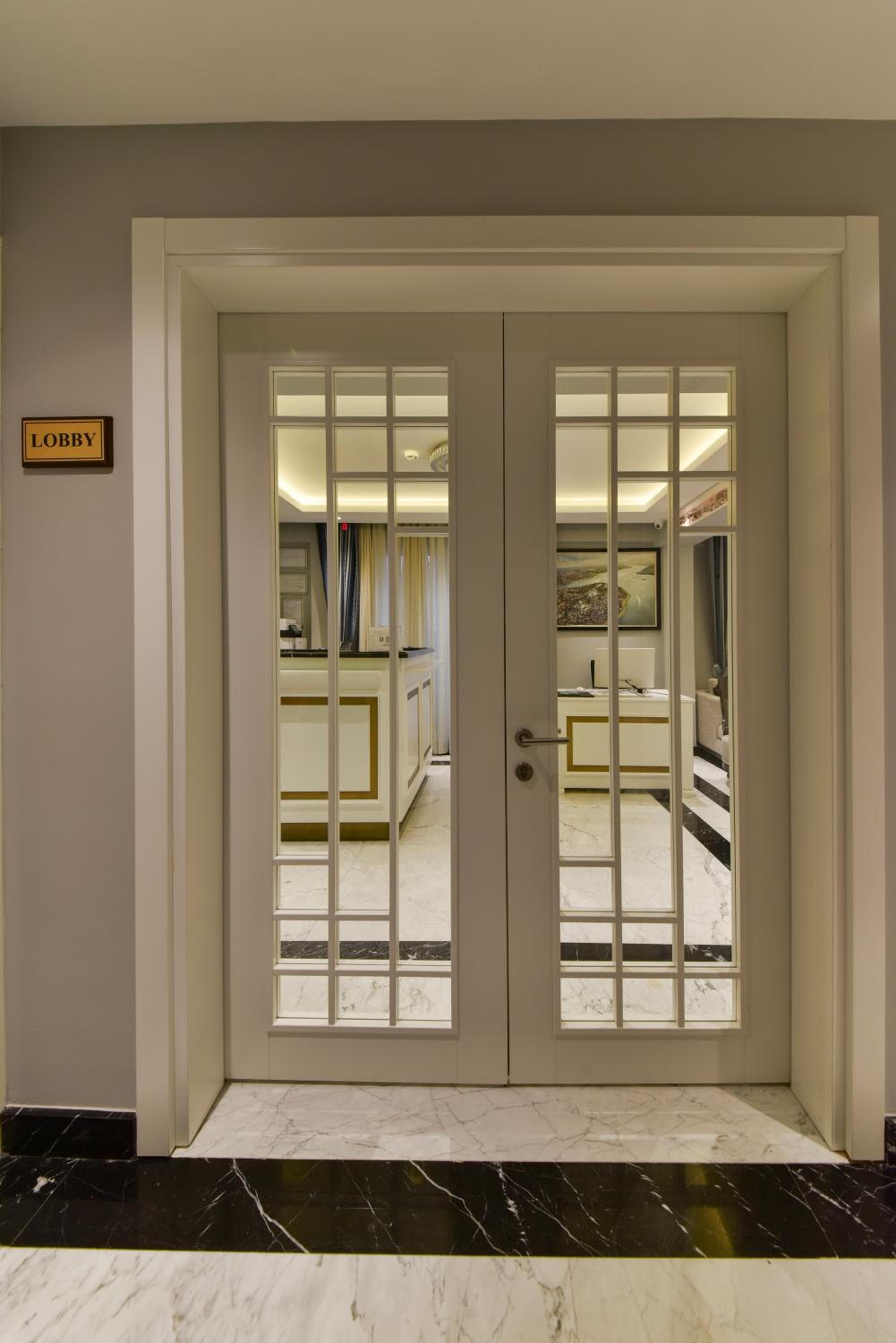 Kare Otel Sultanahmet - Image 1