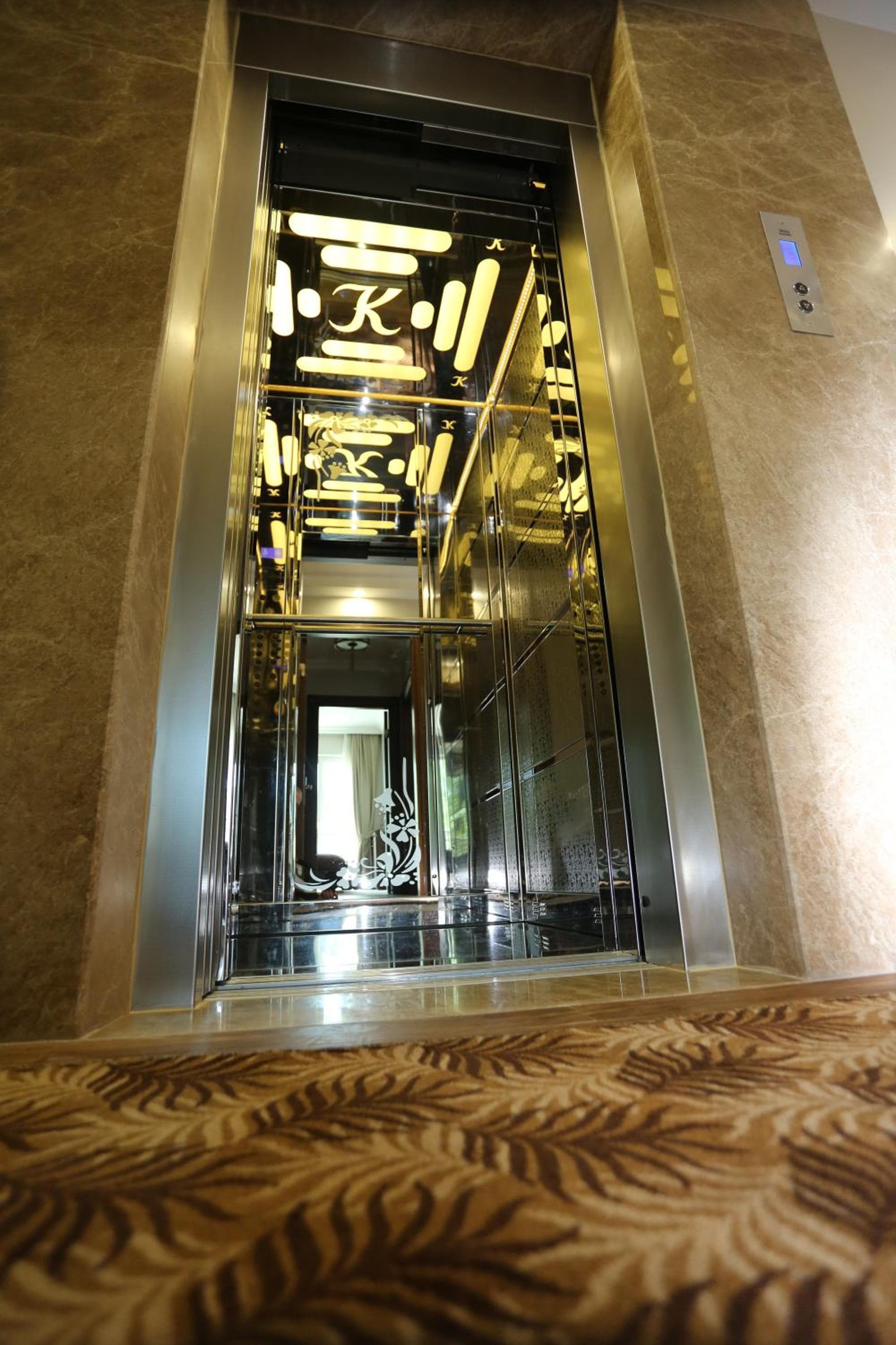 K Suites Otel - Image 2