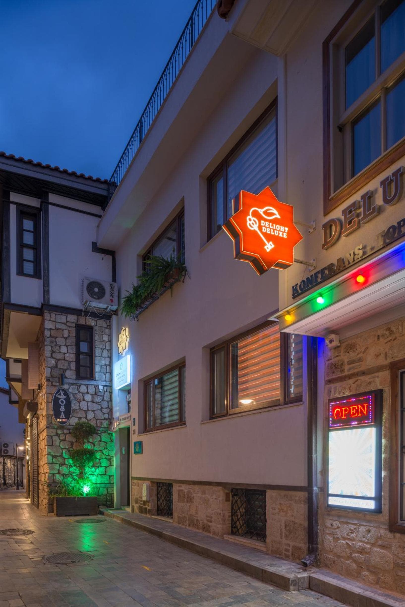 Delight Deluxe Aparts - Image 1