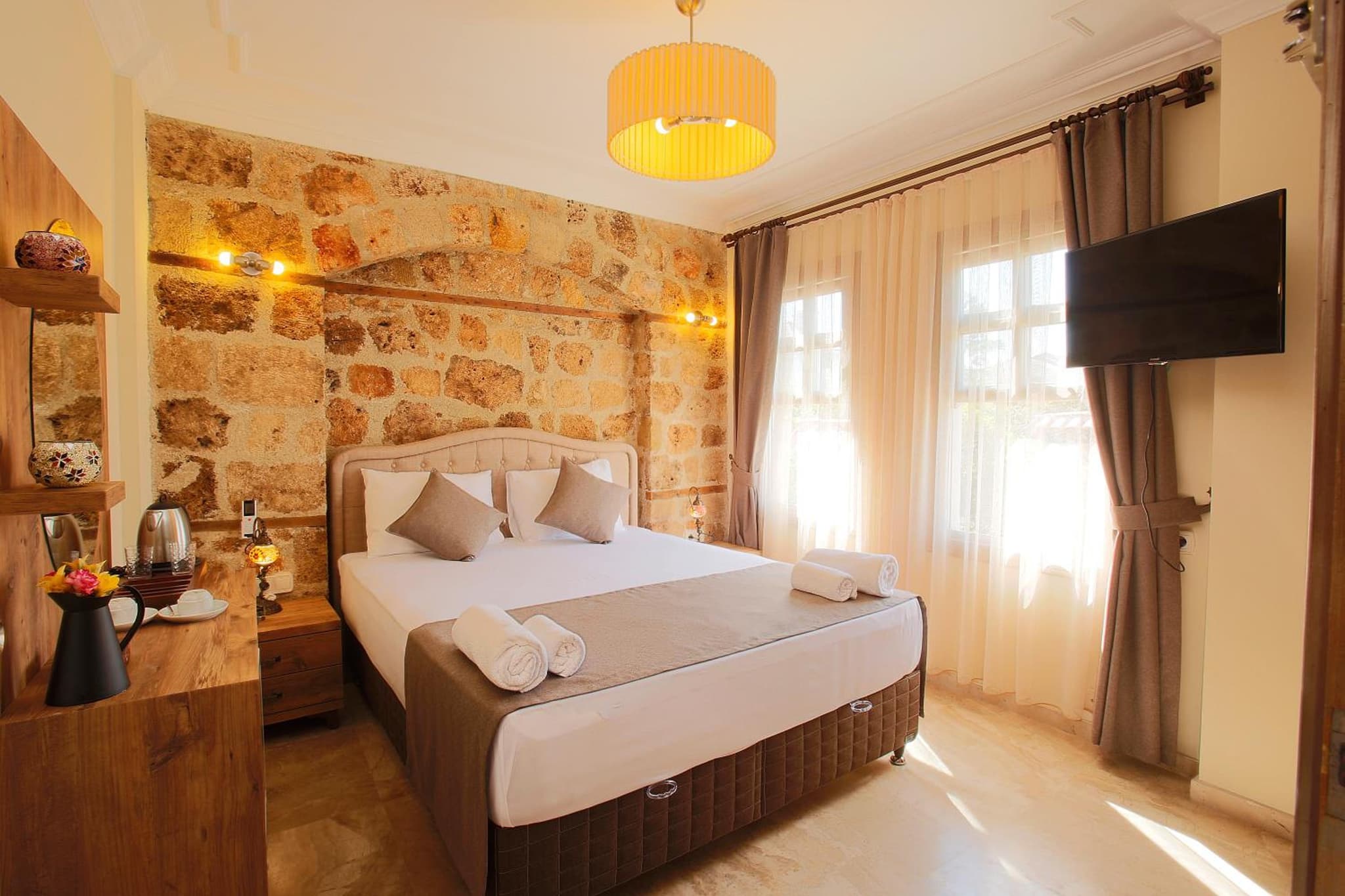 Castle Inn Butik Otel - Image 2