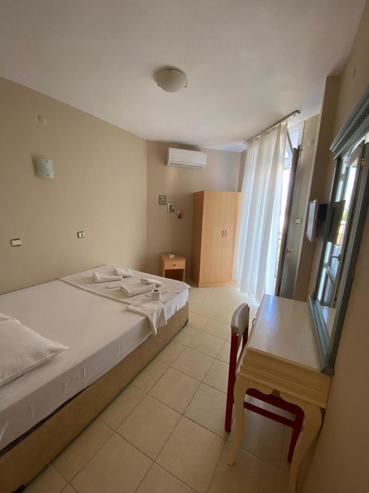 Nese Hotel - Image 3