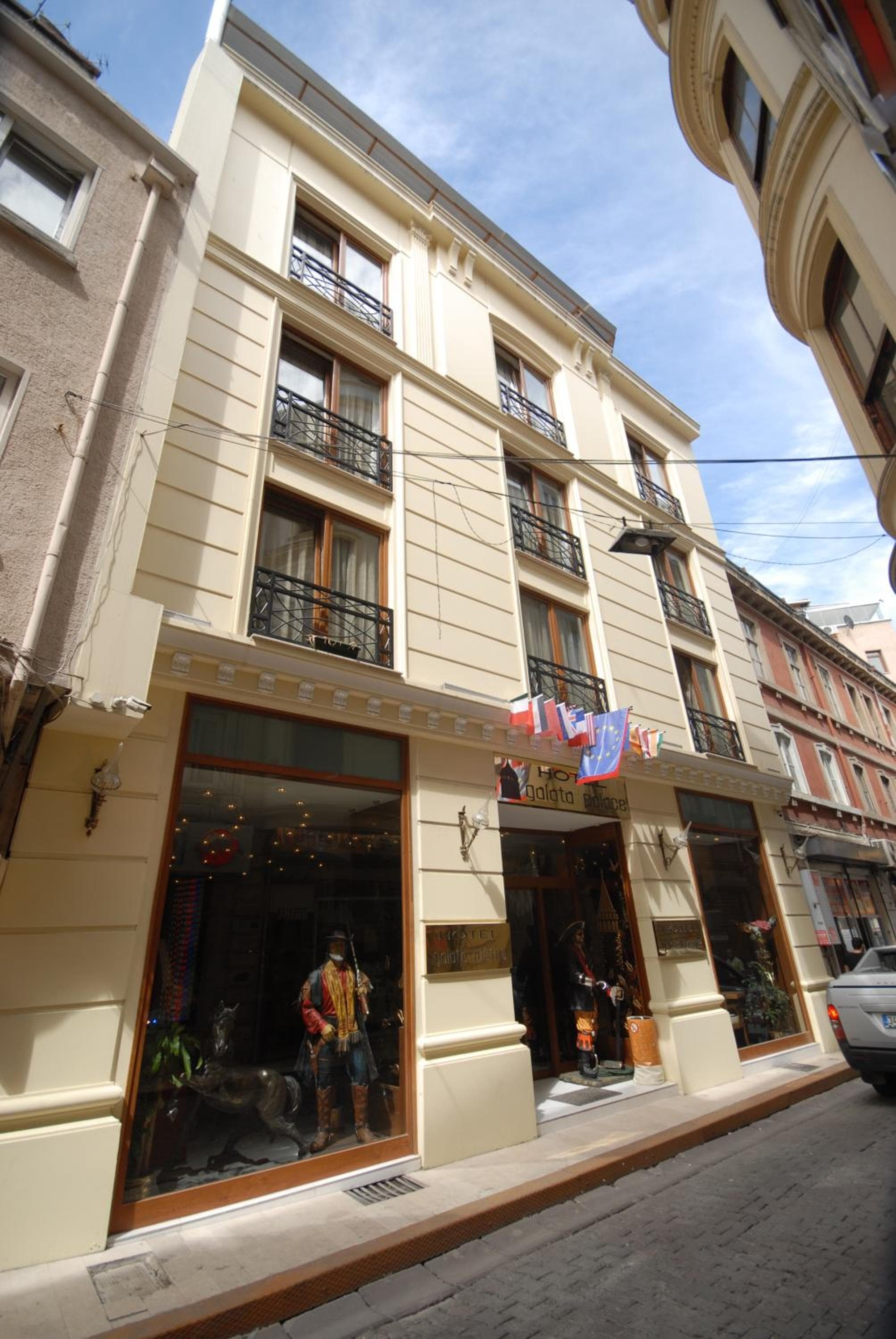 Galata Palace Otel - Image 1