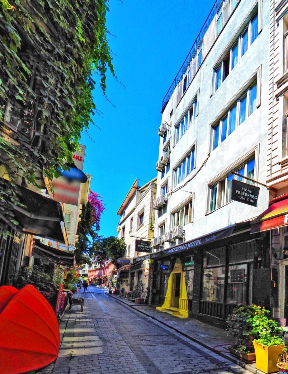 Preferred Hotel Old City - Image 1