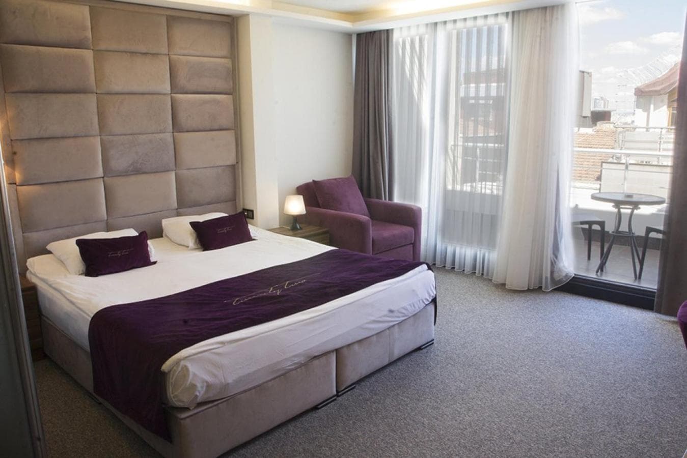 The 22 Hotel - Image 2