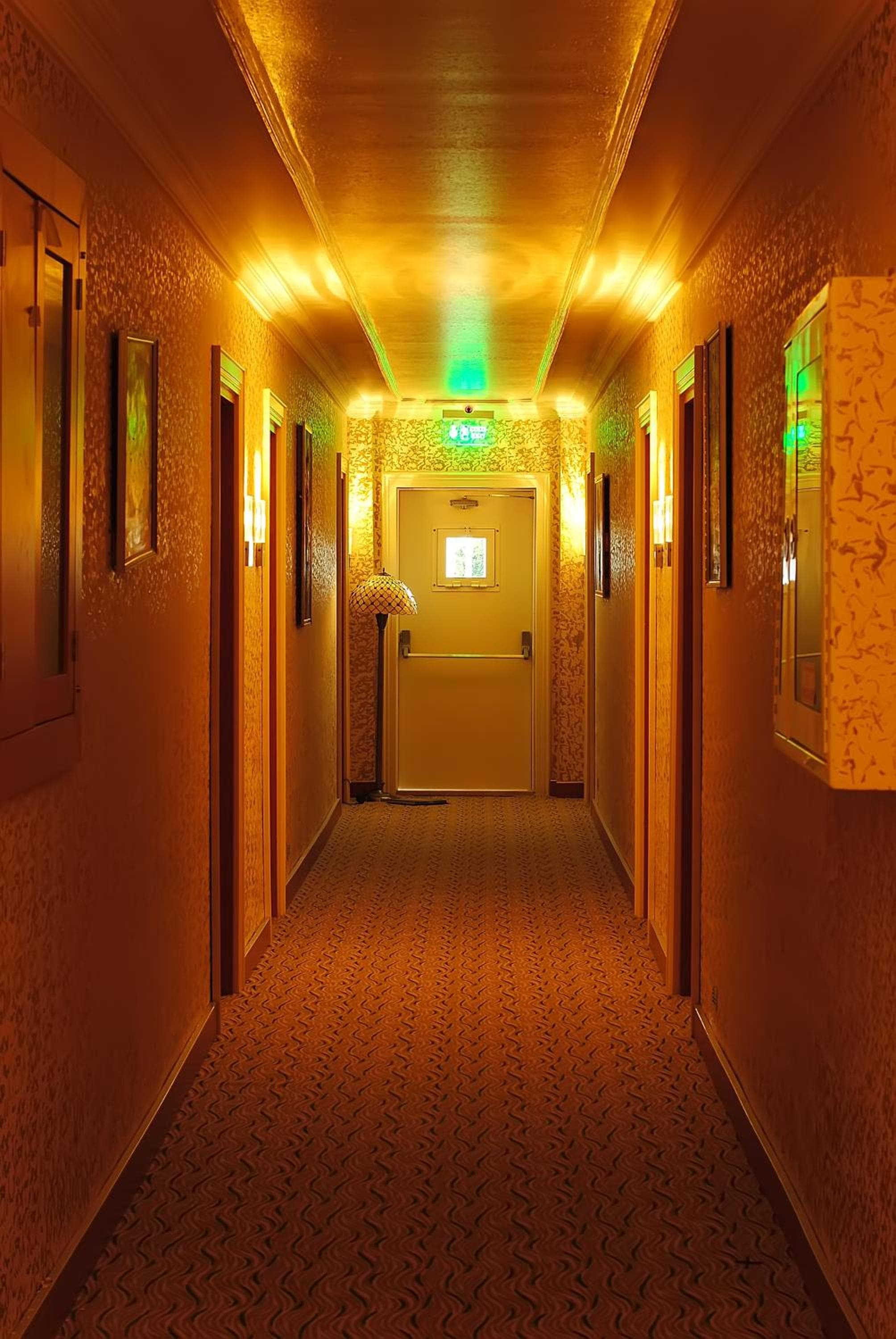 Malahit Exclusive City Hotel - Image 4