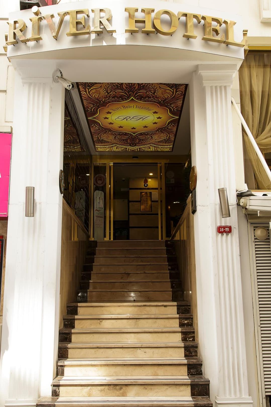 Istanbul River Hotel fotoğrafı