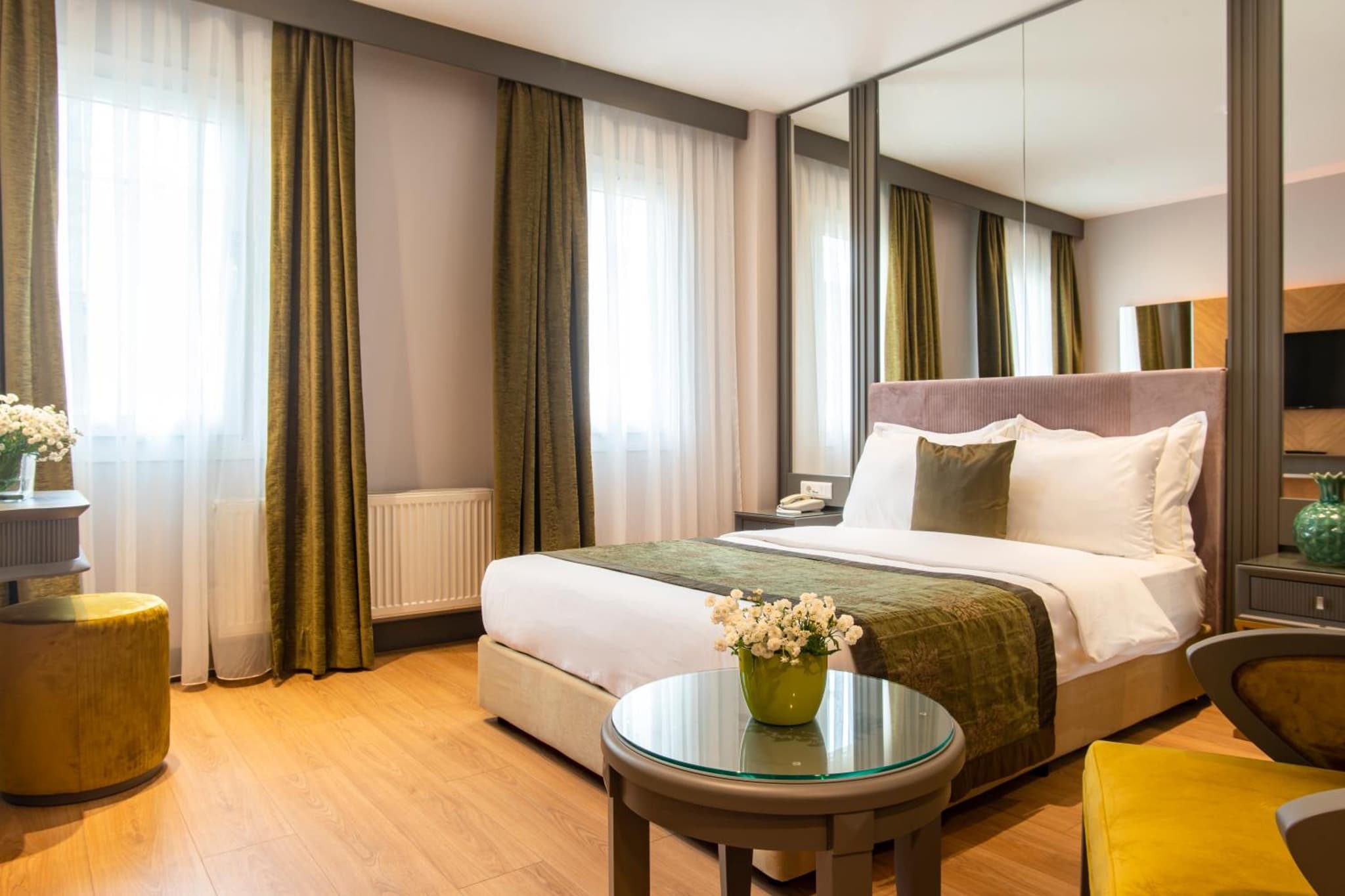 Oran Hotel - Image 4