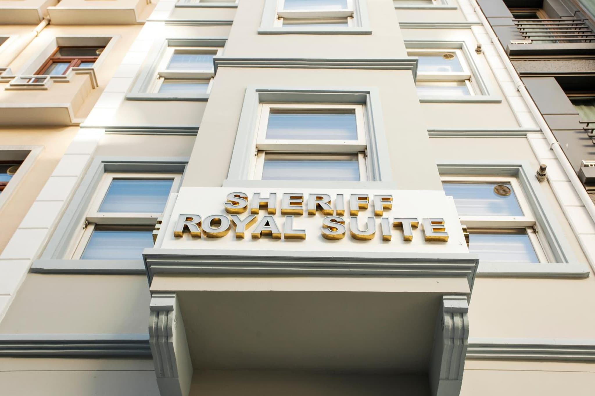 Sheriff Royal Suite - Image 1