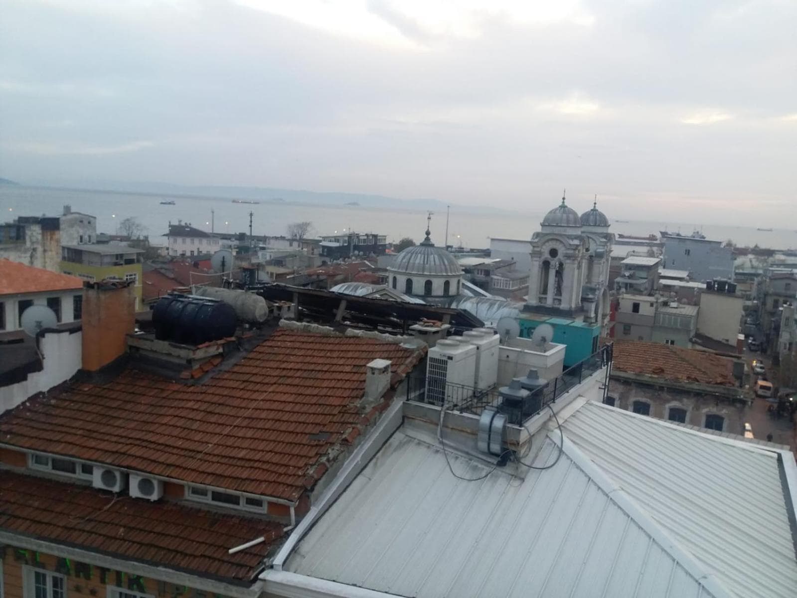 Orient Hotel - Image 4