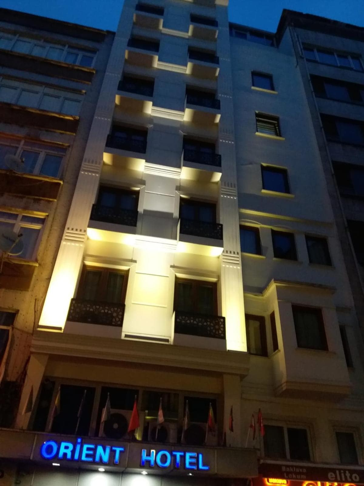 Orient Hotel - Image 2