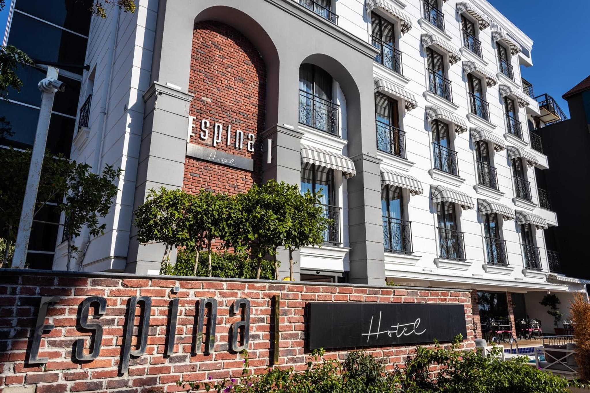 Espina Hotel - Image 1