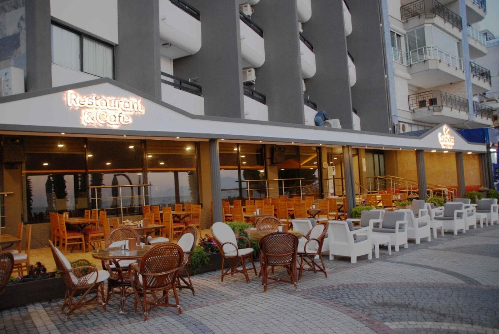 Hotel Sunday Beach - Image 4