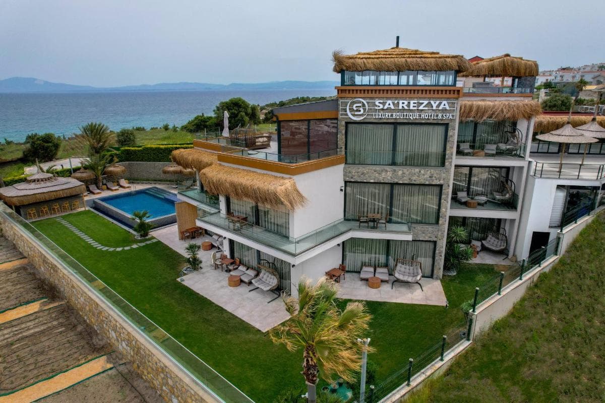 Sa'Rezya Hotel - Image 1